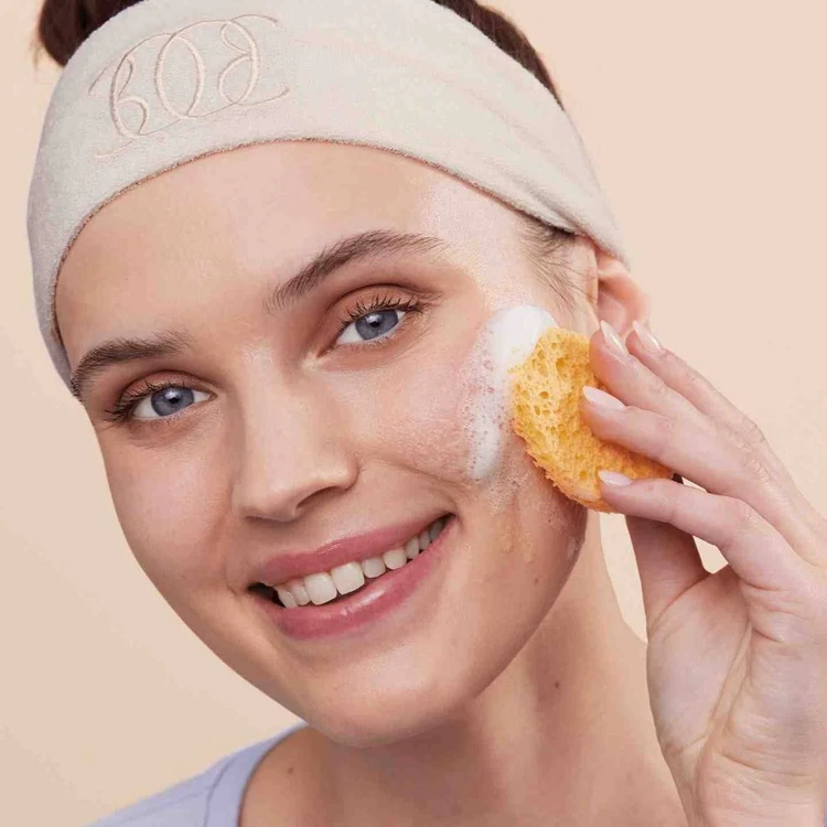اسفنج پاک کننده و شستشوی صورت اوریفلیم